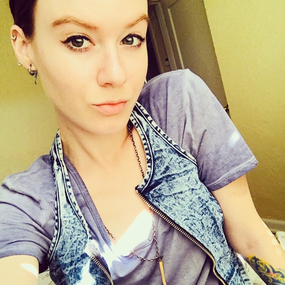 Meet your Posher, Amy